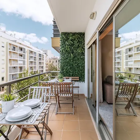 Golfinho * بورتيماو